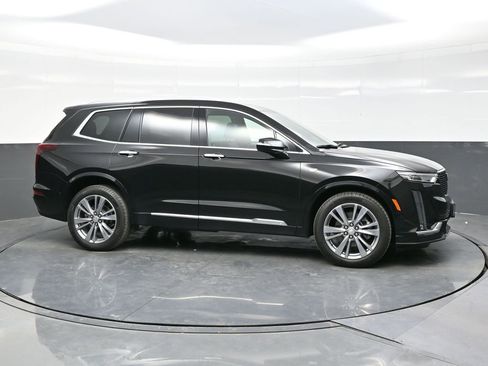 Certified 2025 Cadillac XT6 Premium Luxury w/ Platinum Package AWD/4WD image 8