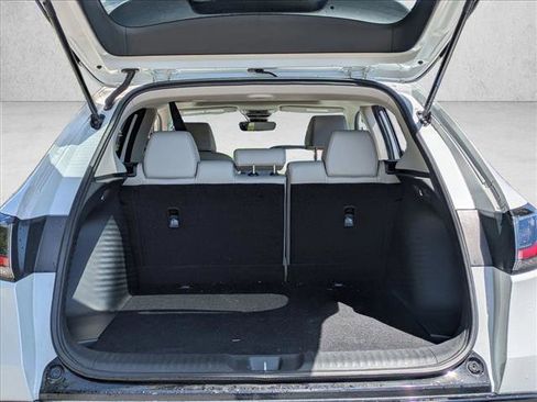 Used 2025 Honda HR-V EX-L image 6