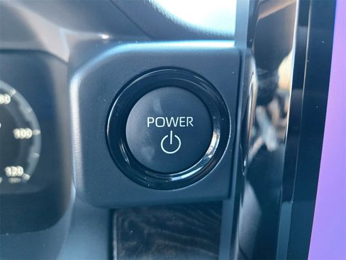 Certified 2025 Toyota Tacoma Limited image 23