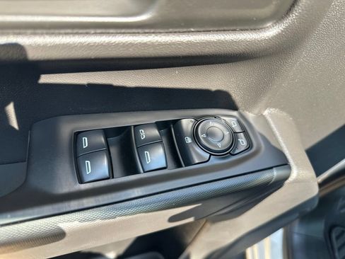 Used 2026 Chevrolet Silverado 1500 Custom Trail Boss w/ LPO, Dark Essentials Package AWD/4WD image 14