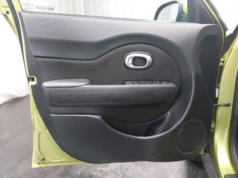 Used 2019 Kia Soul FWD image 25