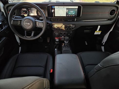 New 2026 Jeep Wrangler Unlimited Rubicon image 10