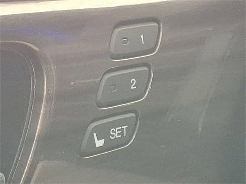 Used 2017 Honda Accord Touring image 25