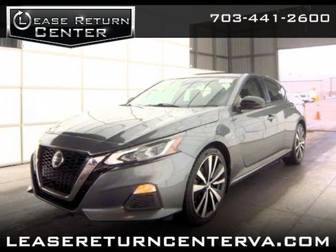 Used 2021 Nissan Altima 2.5 SR w/ SR Premium Package AWD/4WD image 1