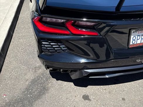 Used 2020 Chevrolet Corvette Stingray Preferred Cpe w/ 2LT Preferred Equipment Group RWD image 12