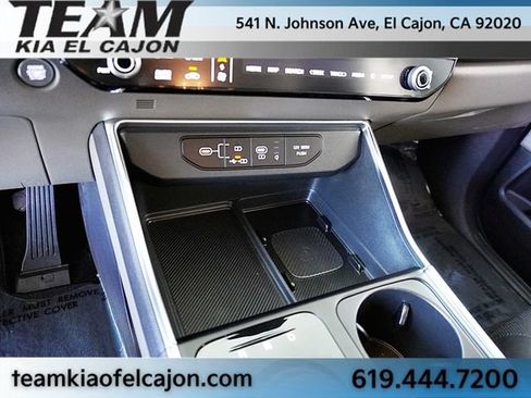 Certified 2026 Kia Carnival EX FWD image 31