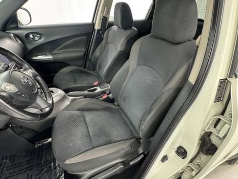Used 2011 Nissan Juke SV FWD image 10
