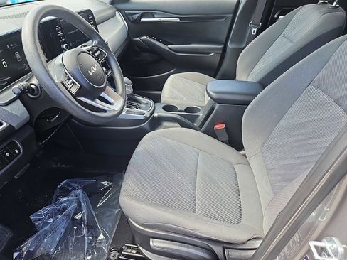 Used 2024 Kia Seltos LX AWD/4WD image 25