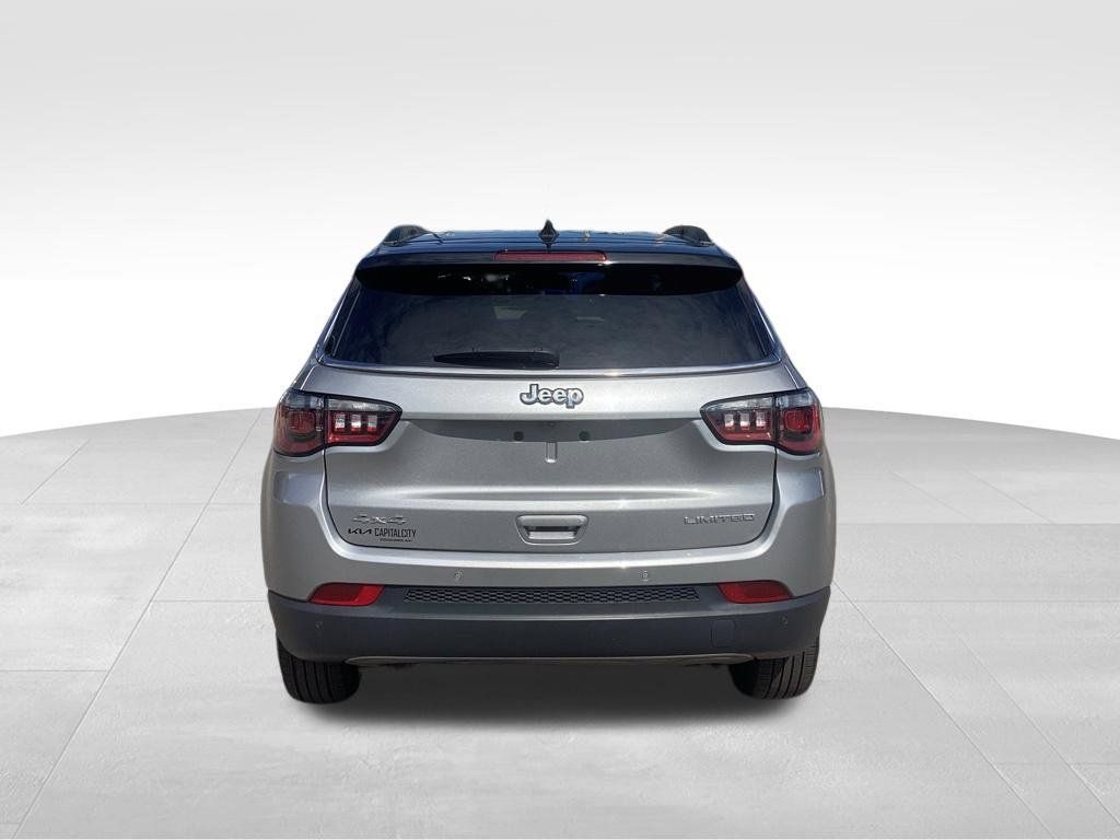 Used 2024 Jeep Compass Limited AWD/4WD image 5