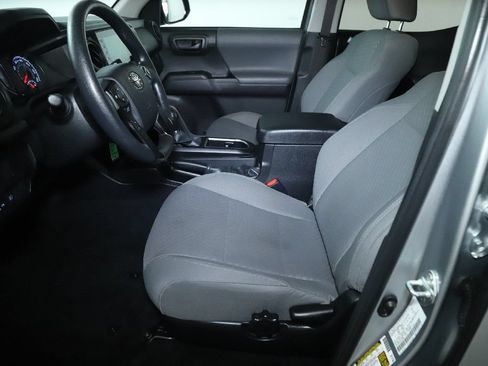 Used 2023 Toyota Tacoma SR AWD/4WD image 18
