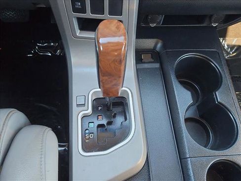 Used 2013 Toyota Tundra Limited image 11