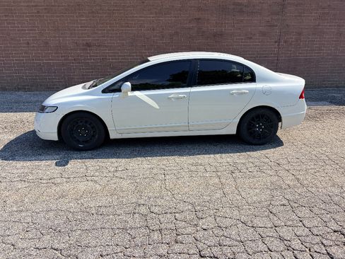 Used 2007 Honda Civic LX image 2