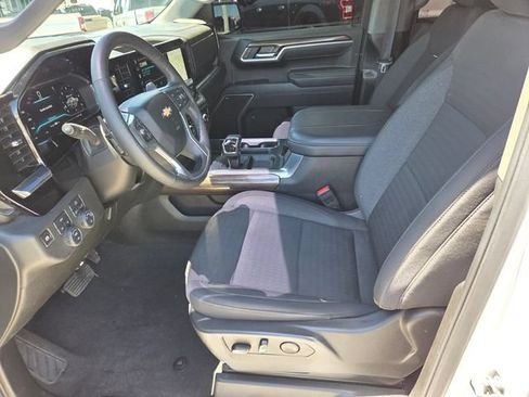 Certified 2025 Chevrolet Silverado 1500 LT AWD/4WD image 10