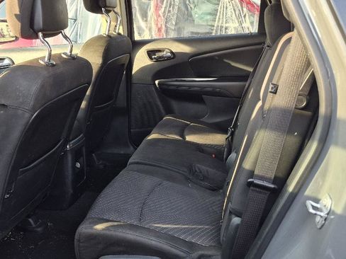 Used 2020 Dodge Journey SE w/ SE Popular Equipment Group FWD image 7