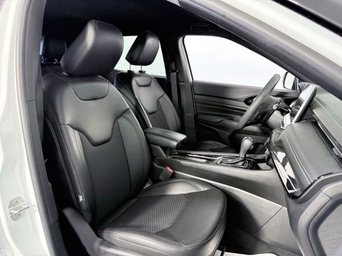 Used 2022 Jeep Compass Altitude image 12