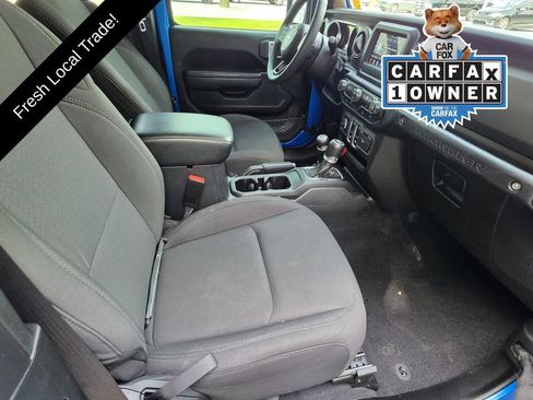 Used 2023 Jeep Wrangler Sport AWD/4WD image 9