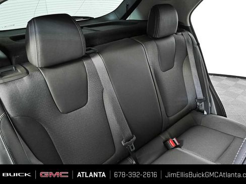 Certified 2023 Buick Encore GX Preferred FWD image 19