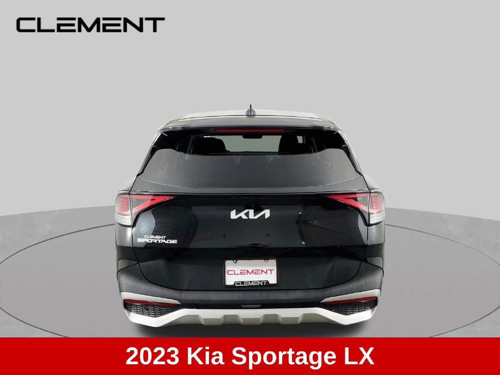 Used 2023 Kia Sportage LX FWD image 8