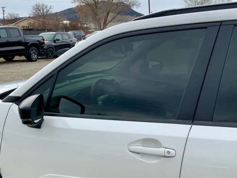 Used 2025 Subaru Forester Sport image 11