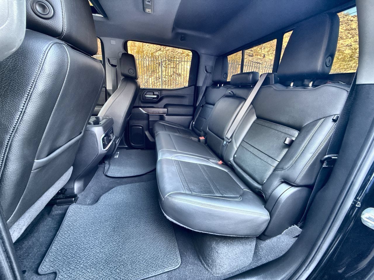 Used 2020 GMC Sierra 1500 Denali RWD image 25
