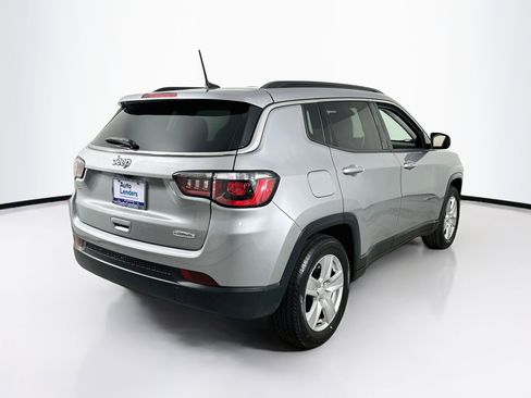 Used 2022 Jeep Compass Latitude FWD image 5
