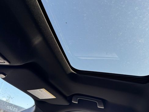 Used 2019 Ford Explorer Limited image 9