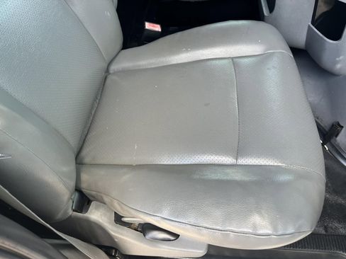 Used 2012 Ford E-350 and Econoline 350 XL RWD image 25