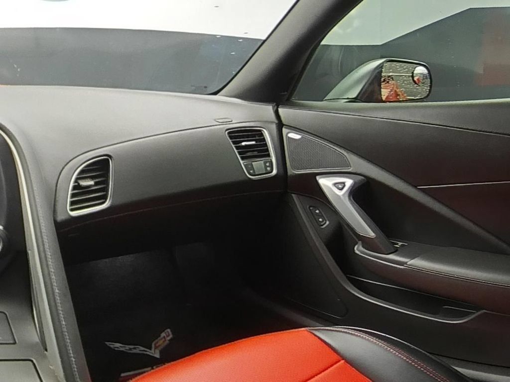 Used 2019 Chevrolet Corvette Grand Sport RWD image 15