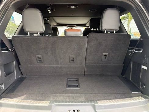 Certified 2023 Lincoln Navigator Reserve AWD/4WD image 20