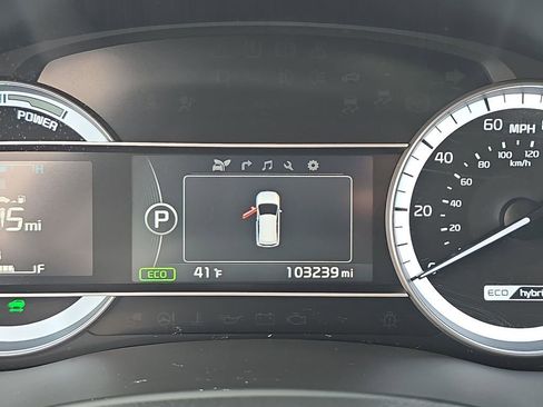 Used 2017 Kia Niro Touring image 13