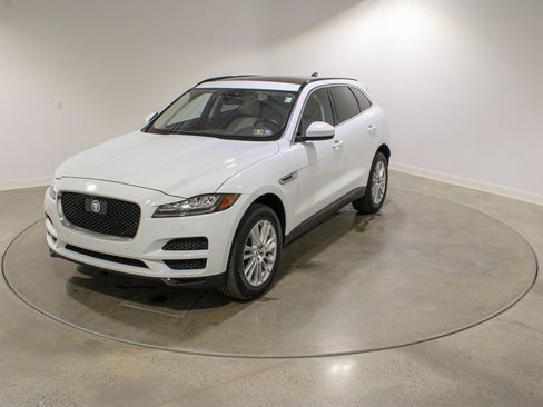 Used 2020 Jaguar F-PACE Prestige image 1