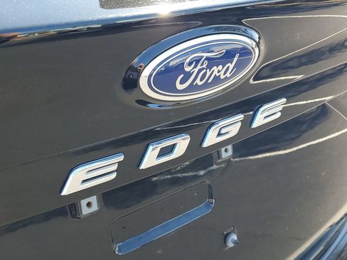 Certified 2024 Ford Edge ST-Line AWD/4WD image 6