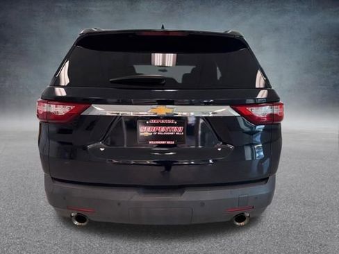 Used 2020 Chevrolet Traverse LT FWD image 9