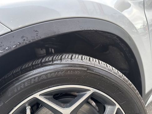 Used 2017 BMW X1 xDrive28i image 12