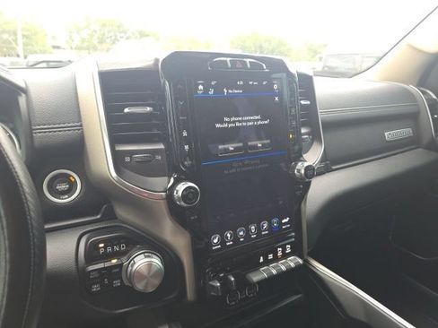 Used 2020 RAM 1500 Laramie AWD/4WD image 12
