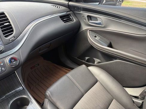 Used 2019 Chevrolet Impala LT image 32
