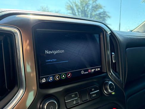 Used 2021 Chevrolet Silverado 2500 High Country w/ Z71 Off-Road Package image 14