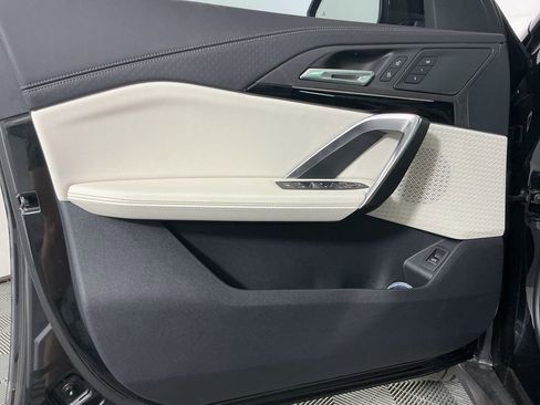 New 2026 BMW X2 xDrive28i w/ Technology Package AWD/4WD image 22