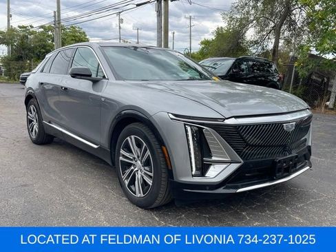 Used 2024 Cadillac Lyriq Luxury AWD/4WD image 4
