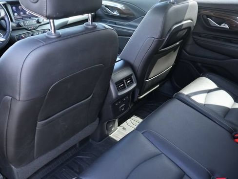 Used 2020 GMC Terrain Denali w/ Denali Premium Package AWD/4WD image 13