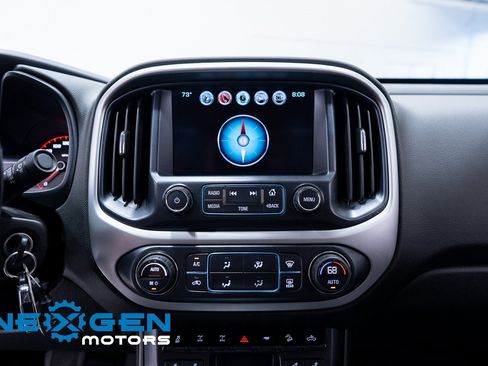 Used 2018 Chevrolet Colorado ZR2 image 12