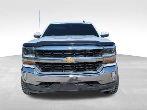 Used 2018 Chevrolet Silverado 1500 LT w/ All Star Edition AWD/4WD image 9