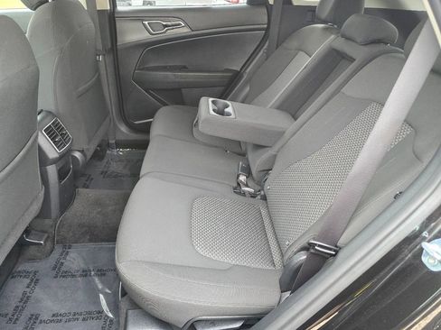 Used 2024 Kia Sportage LX AWD/4WD image 27