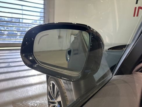 Used 2024 Volvo XC60 B5 Plus w/ Protection Package Premier image 13