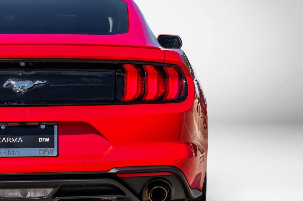Used 2022 Ford Mustang Premium RWD image 40