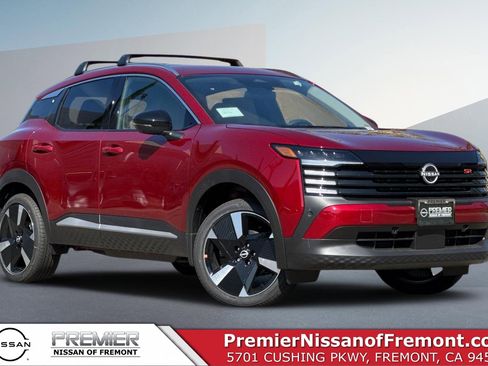 New 2026 Nissan Kicks SR w/ Cold Weather Package image 1