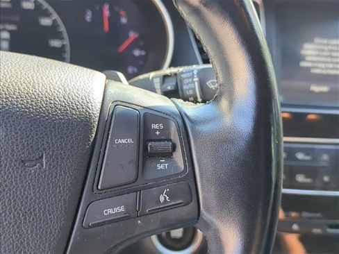 Used 2014 Kia Cadenza Premium w/ Luxury Package FWD image 15