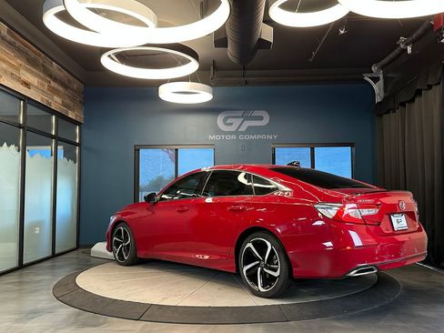 Used 2021 Honda Accord Sport image 5