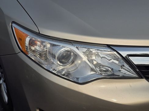 Used 2014 Toyota Camry LE FWD image 21