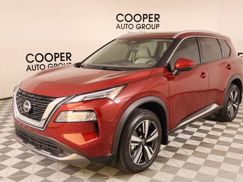 Used 2023 Nissan Rogue SL w/ SL Premium Package FWD image 11